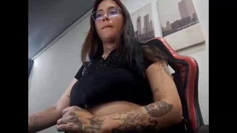 Snapshot of iriss_cardenas chatting on April 18, 2026, 9:48 pm iriss_cardenas online show from April 18, 2026, 9:48 pm