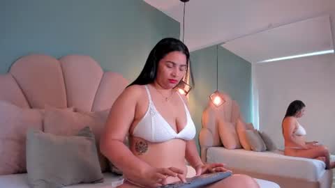 Irlys Naia online show from June 15, 2026, 1:24 pm