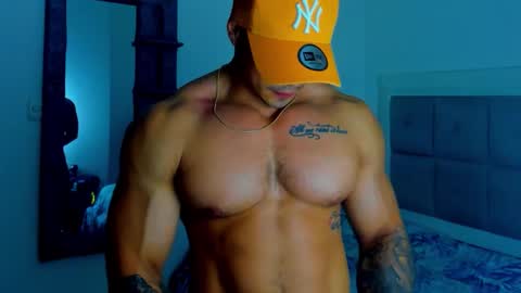 Snapshot of iron_coleman chatting on October 1, 2025, 4:07 am Iron online show from October 1, 2025, 4:07 am