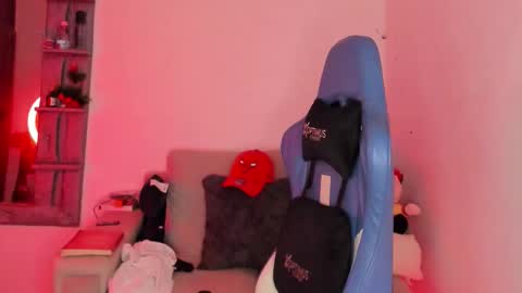 Iron online show from February 21, 2026, 11:39 pm