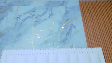 Sandy  online show from October 21, 2025, 12:17 pm