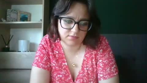 Paris online show from June 25, 2026, 5:45 am