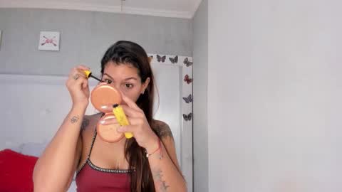 Snapshot of is_a_bell chatting on October 16, 2025, 2:18 pm is_a_bell online show from October 16, 2025, 2:18 pm