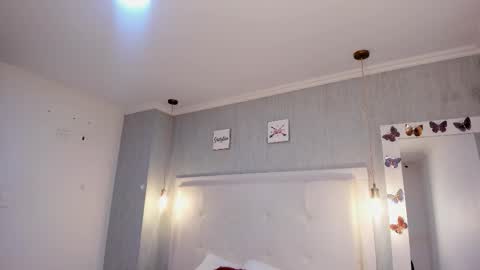 Snapshot of is_a_bell chatting on November 17, 2025, 1:39 pm is_a_bell online show from November 17, 2025, 1:39 pm