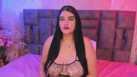 Isa Gonzalez  online show from July 19, 2026, 7:39 pm