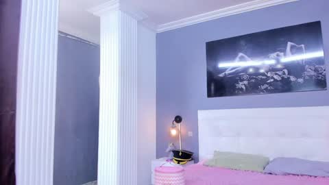 Isa Lancaster online show from January 12, 2025, 7:21 pm