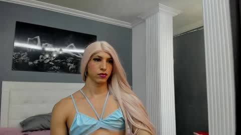 Isa Lancaster online show from January 17, 2025, 7:05 pm