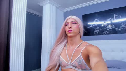 Isa Lancaster online show from February 2, 2025, 7:14 pm