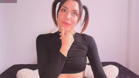 Snapshot of isa_laurentt chatting on February 13, 2025, 9:06 pm Isabella Laurentt online show from February 13, 2025, 9:06 pm