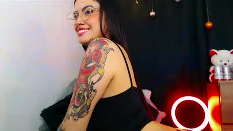       online show from December 30, 2024, 10:55 pm