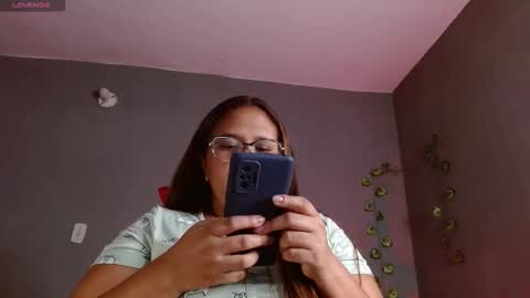 isa_salvatore online show from October 1, 2025, 7:09 pm