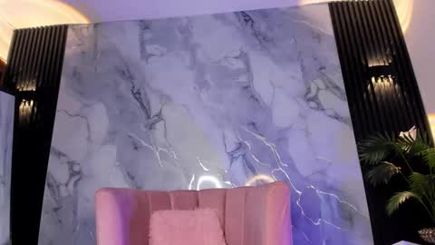 Isaa online show from January 13, 2026, 1:05 pm