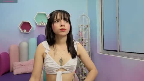 Isaa Skinny  online show from May 4, 2026, 3:13 am