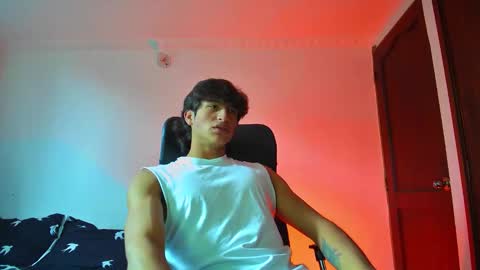 isaac online show from October 4, 2025, 7:23 pm