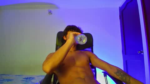 isaac online show from October 16, 2025, 10:44 pm