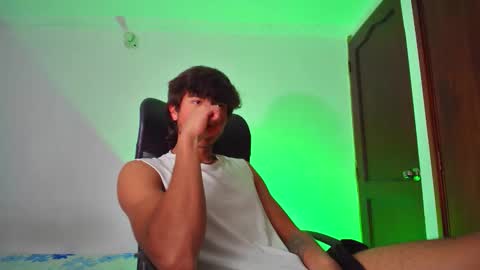 isaac online show from October 22, 2025, 3:07 am