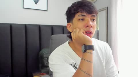 isaac_cryston online show from February 9, 2025, 5:11 pm