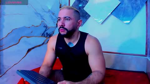 isaac_franko online show from October 12, 2025, 9:47 pm