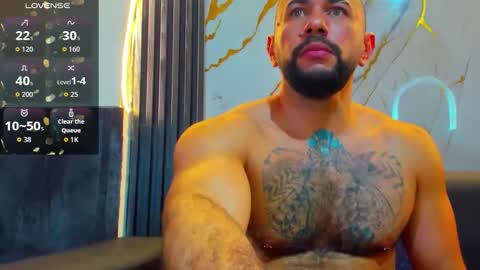 isaac_franko online show from November 11, 2025, 11:05 pm