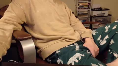 isaac online show from January 21, 2025, 11:35 am