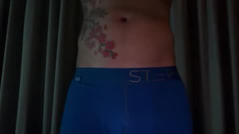isaacgrangerrr online show from April 28, 2026, 8:41 am