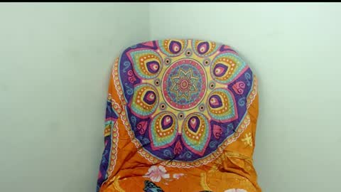 isaac online show from April 22, 2026, 7:33 am