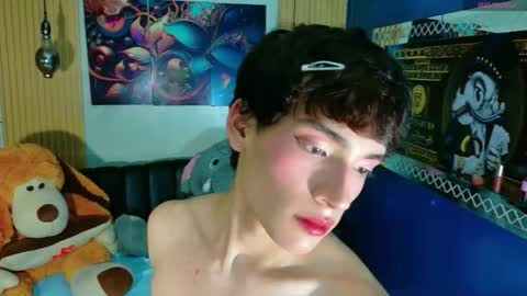 isaacnova online show from April 13, 2026, 8:36 pm