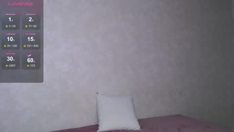 Snapshot of isabel_fontana chatting on September 30, 2025, 12:54 pm Bella online show from September 30, 2025, 12:54 pm