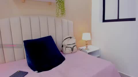 isabel_palmer online show from July 14, 2026, 6:57 pm