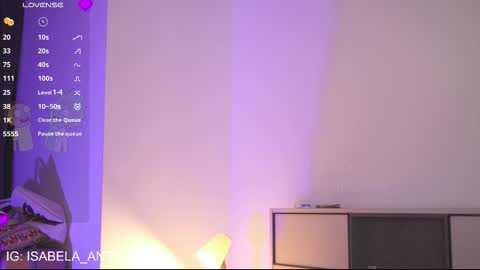    online show from October 30, 2025, 12:39 pm