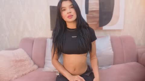 Snapshot of isabela_clark_ chatting on February 25, 2026, 11:42 am isabela online show from February 25, 2026, 11:42 am