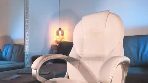 Snapshot of isabela_franco_ chatting on April 21, 2026, 11:49 am Isabela online show from April 21, 2026, 11:49 am