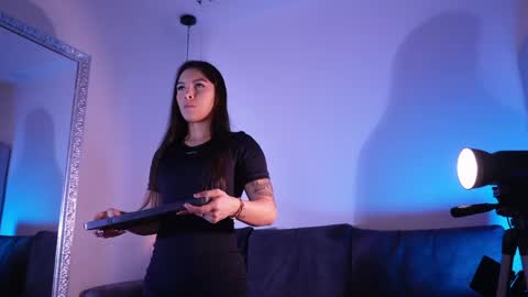 Snapshot of isabela_franco_ chatting on May 12, 2026, 12:35 pm Isabela online show from May 12, 2026, 12:35 pm