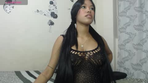 isabela_kity online show from October 24, 2025, 5:59 am