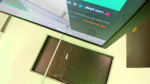 Snapshot of isabela_parkerr chatting on June 16, 2026, 1:25 pm Mommy Isa online show from June 16, 2026, 1:25 pm