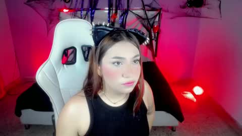 Snapshot of isabela_saenzz chatting on October 25, 2025, 3:58 am I S A B E L A ISA online show from October 25, 2025, 3:58 am