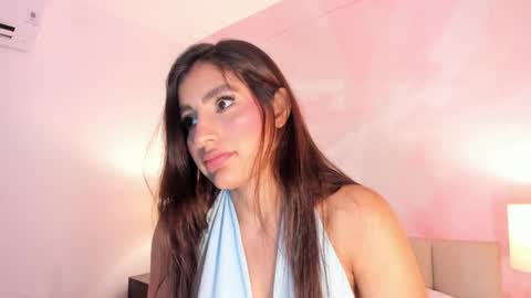 Snapshot of isabelastefano chatting on May 19, 2026, 3:02 am isabelastefano online show from May 19, 2026, 3:02 am