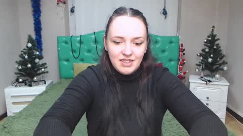 IsabelBlackberry online show from December 28, 2024, 1:17 pm