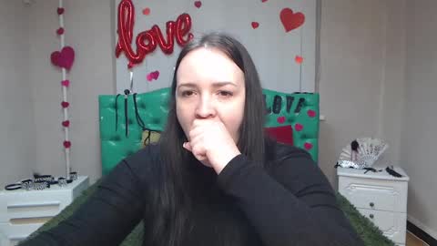 IsabelBlackberry online show from March 10, 2025, 6:05 am