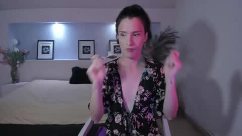 IsabelFernandez online show from September 28, 2025, 6:19 am