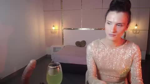 IsabelFernandez online show from October 15, 2025, 6:13 am