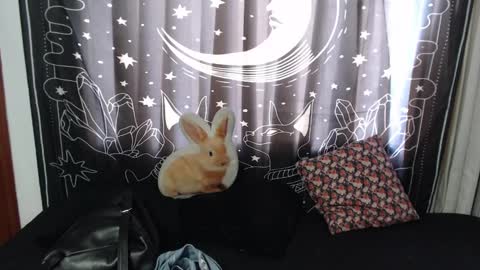 Snapshot of isabella__dark chatting on January 16, 2025, 7:31 pm    online show from January 16, 2025, 7:31 pm