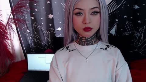 Snapshot of isabella__dark chatting on February 6, 2025, 9:06 pm    online show from February 6, 2025, 9:06 pm