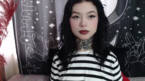 Snapshot of isabella__dark chatting on February 8, 2025, 8:32 pm    online show from February 8, 2025, 8:32 pm