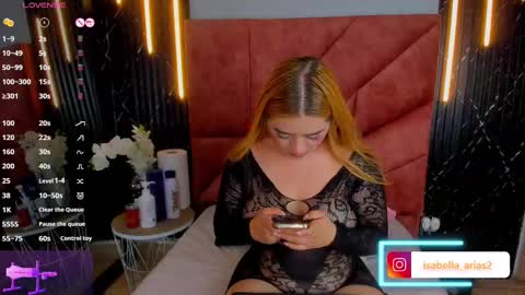 Isabella Arias online show from March 4, 2025, 4:17 am