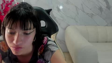 isabella_blondetf online show from September 26, 2025, 1:09 am
