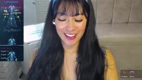 Snapshot of isabella_collen_v chatting on December 19, 2025, 1:18 pm Hi Stream 800am to 200pm online show from December 19, 2025, 1:18 pm