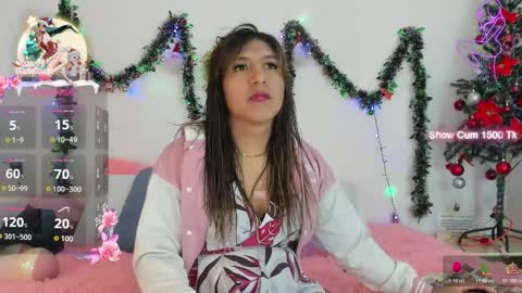 Isabella Coronado online show from December 16, 2025, 11:59 am