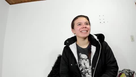 Snapshot of isabella_jaramillo chatting on October 13, 2025, 12:16 pm isabella_jaramillo online show from October 13, 2025, 12:16 pm