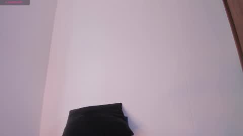  Isabel Lopez online show from November 13, 2025, 12:15 pm